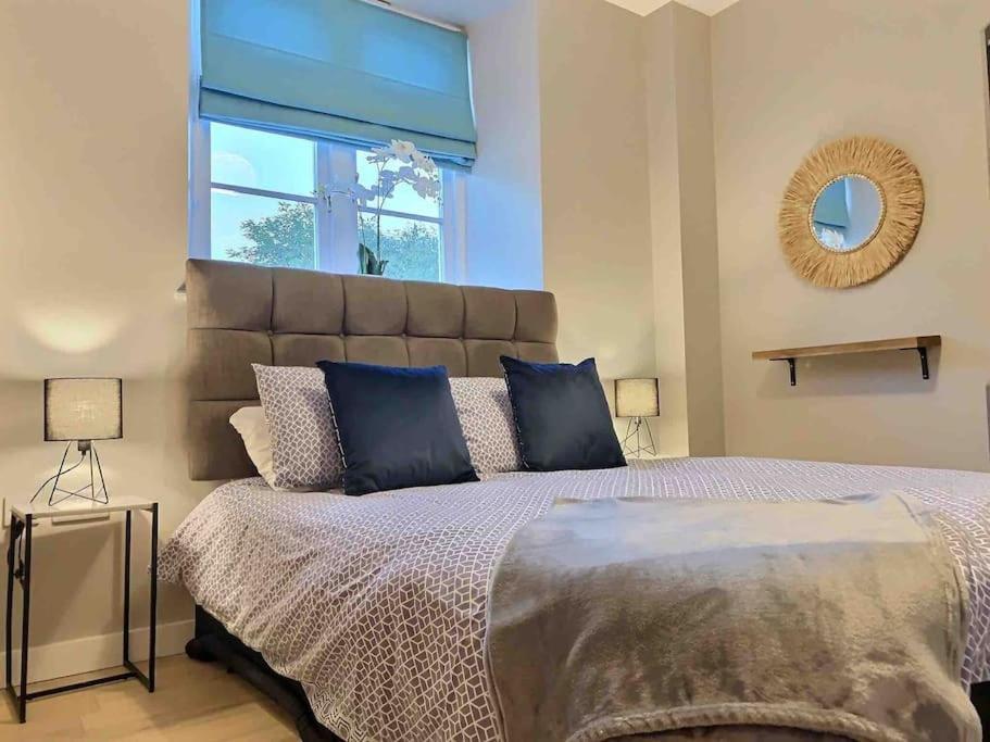 Apartment Cotswold Chapel, Sleeps Up To 5 In Kingsize Beds *